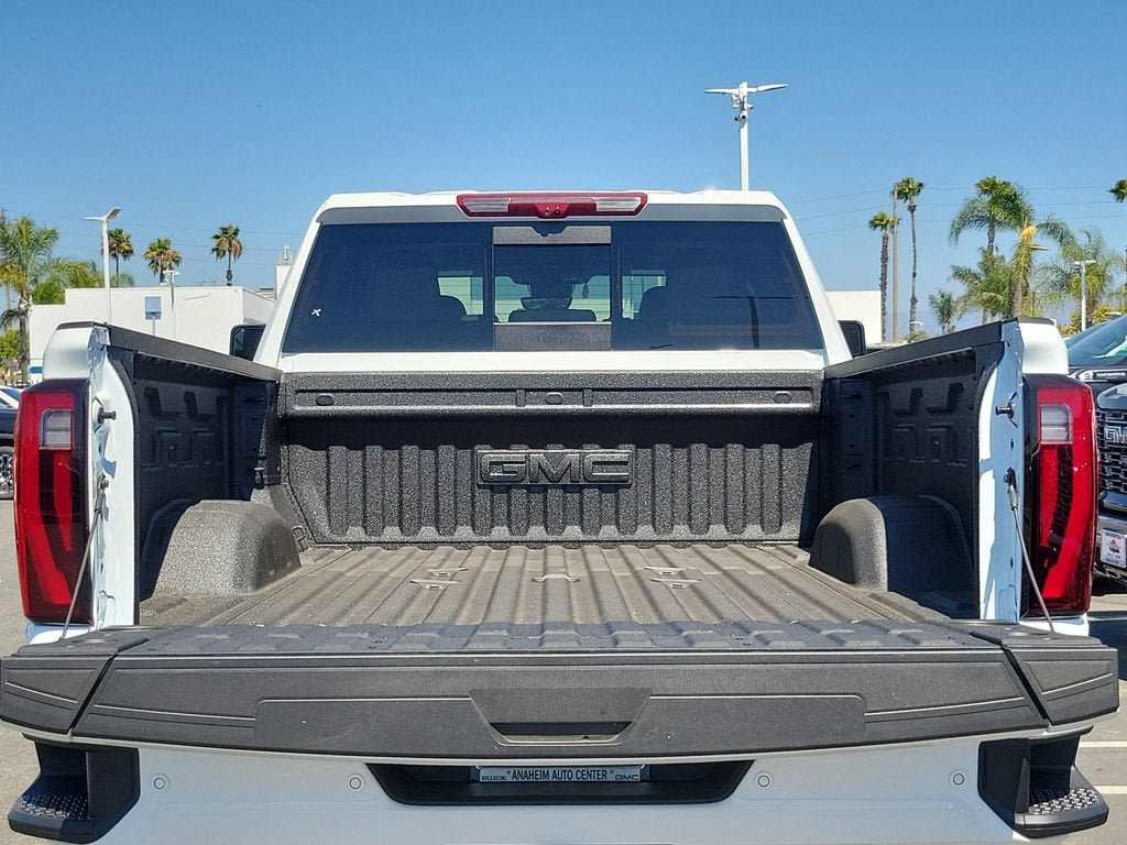 New 2026 GMC Sierra 2500 Denali w/ Denali Reserve Package AWD/4WD image 6