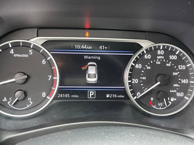 Used 2023 Nissan Sentra SR w/ SR Premium Package FWD image 18