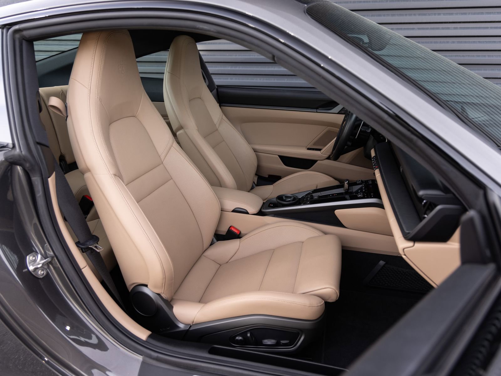 Certified 2024 Porsche 911 Carrera image 31