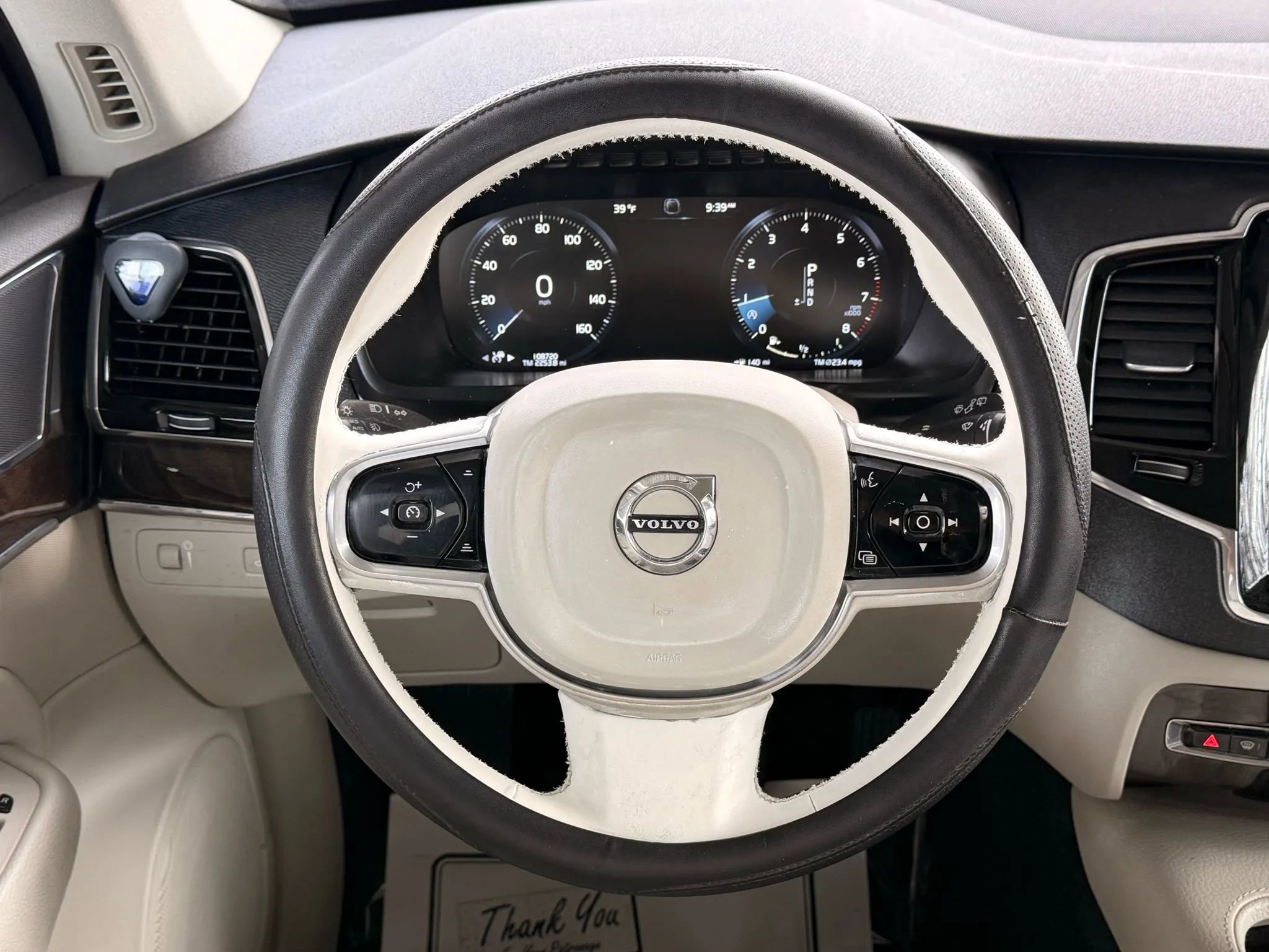 Used 2017 Volvo XC90 T6 Momentum w/ Vision Package image 33