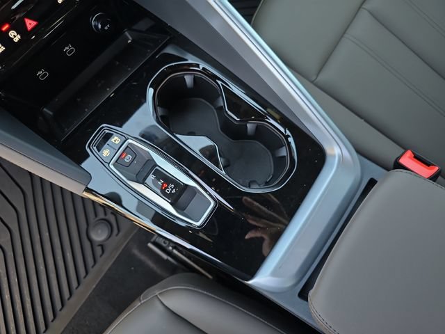 Used 2025 Audi Q5 Premium AWD/4WD image 25