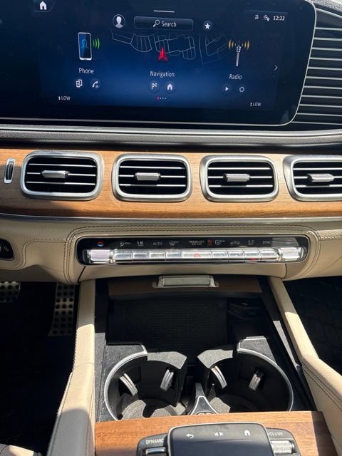 Used 2024 Mercedes-Benz GLS 450 4MATIC image 9