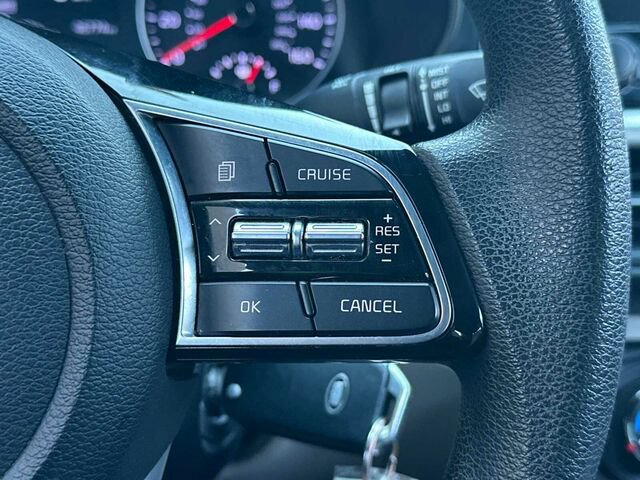 Used 2020 Kia Forte LXS FWD image 26