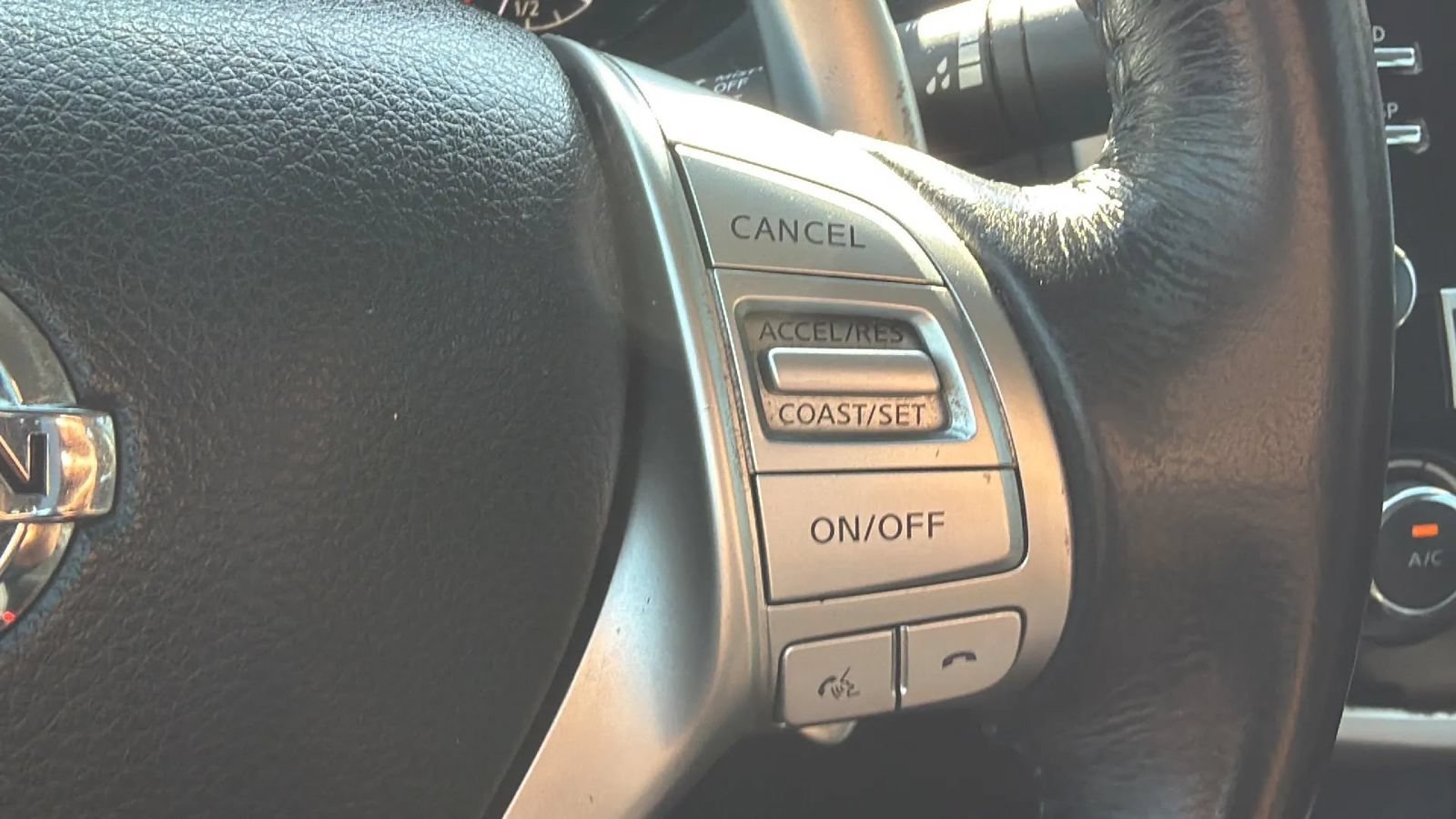 Used 2018 Nissan Altima 2.5 SR FWD image 22