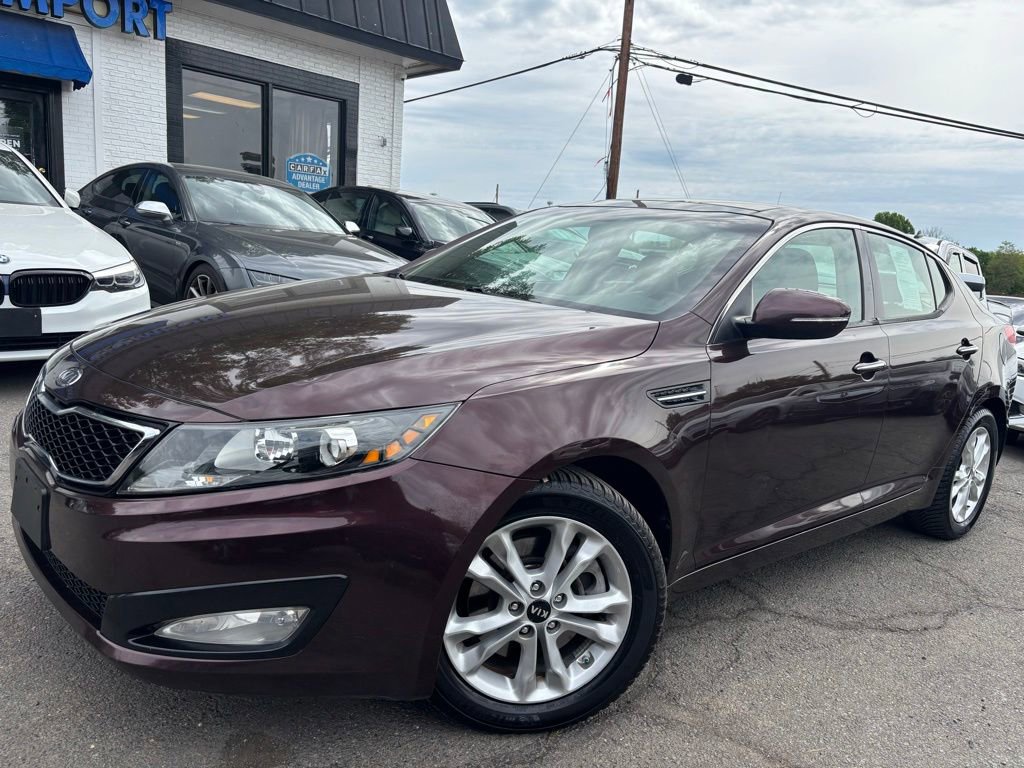 Used 2011 Kia Optima EX w/ Premium Pkg FWD image 5