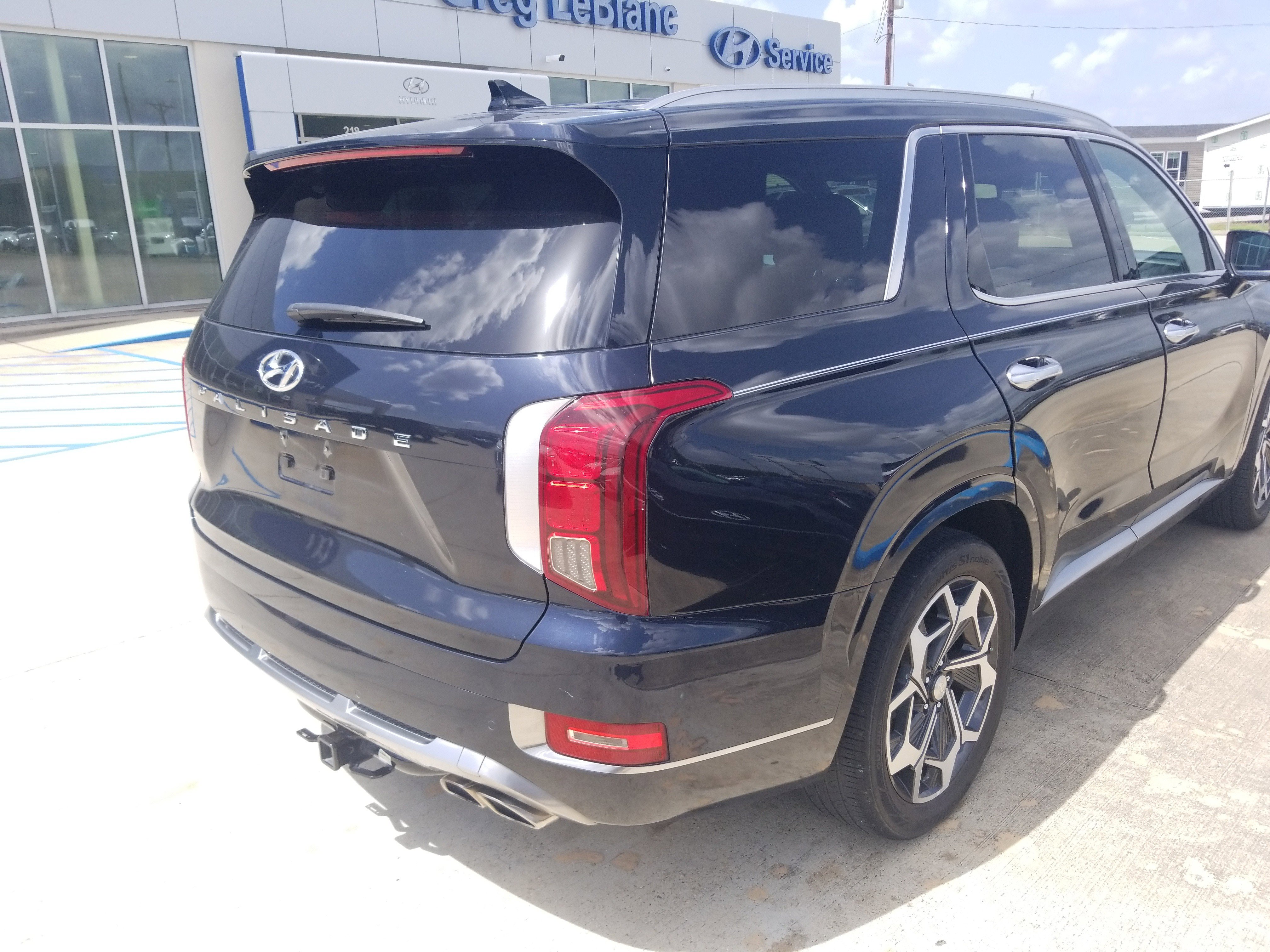 Used 2022 Hyundai Palisade Calligraphy image 7