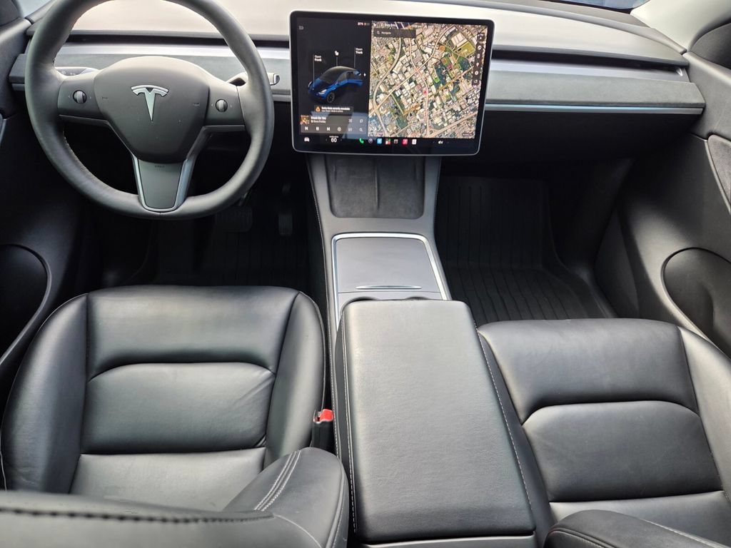 Used 2021 Tesla Model Y Long Range AWD/4WD image 10