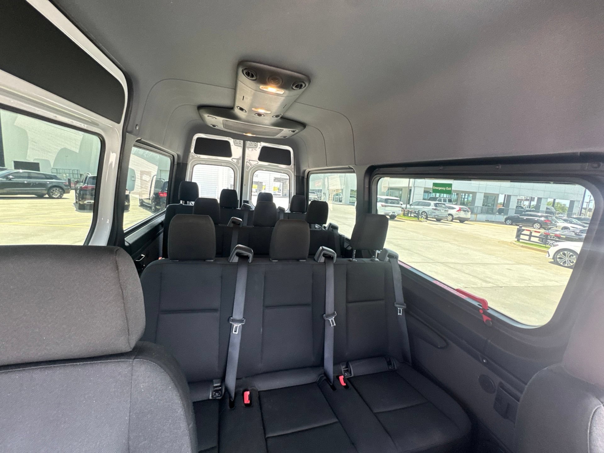 Used 2025 Mercedes-Benz Sprinter 2500 image 10