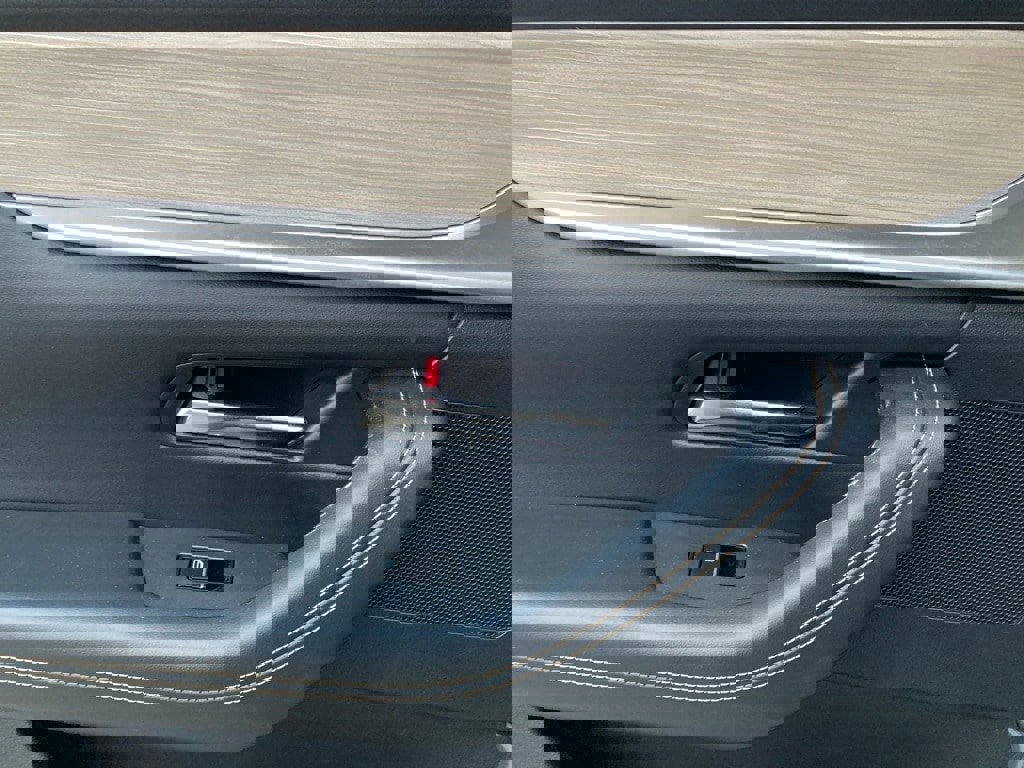 Used 2024 MAZDA CX-90 3.3 Turbo w/ Preferred Plus image 12