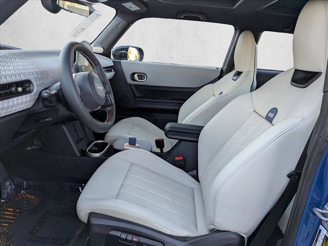 New 2026 MINI Cooper 2-Door Hardtop FWD image 4