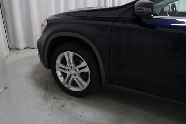 Certified 2018 Mercedes-Benz GLA 250 4MATIC image 34