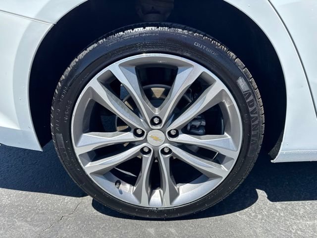 Used 2024 Chevrolet Malibu LT FWD image 9