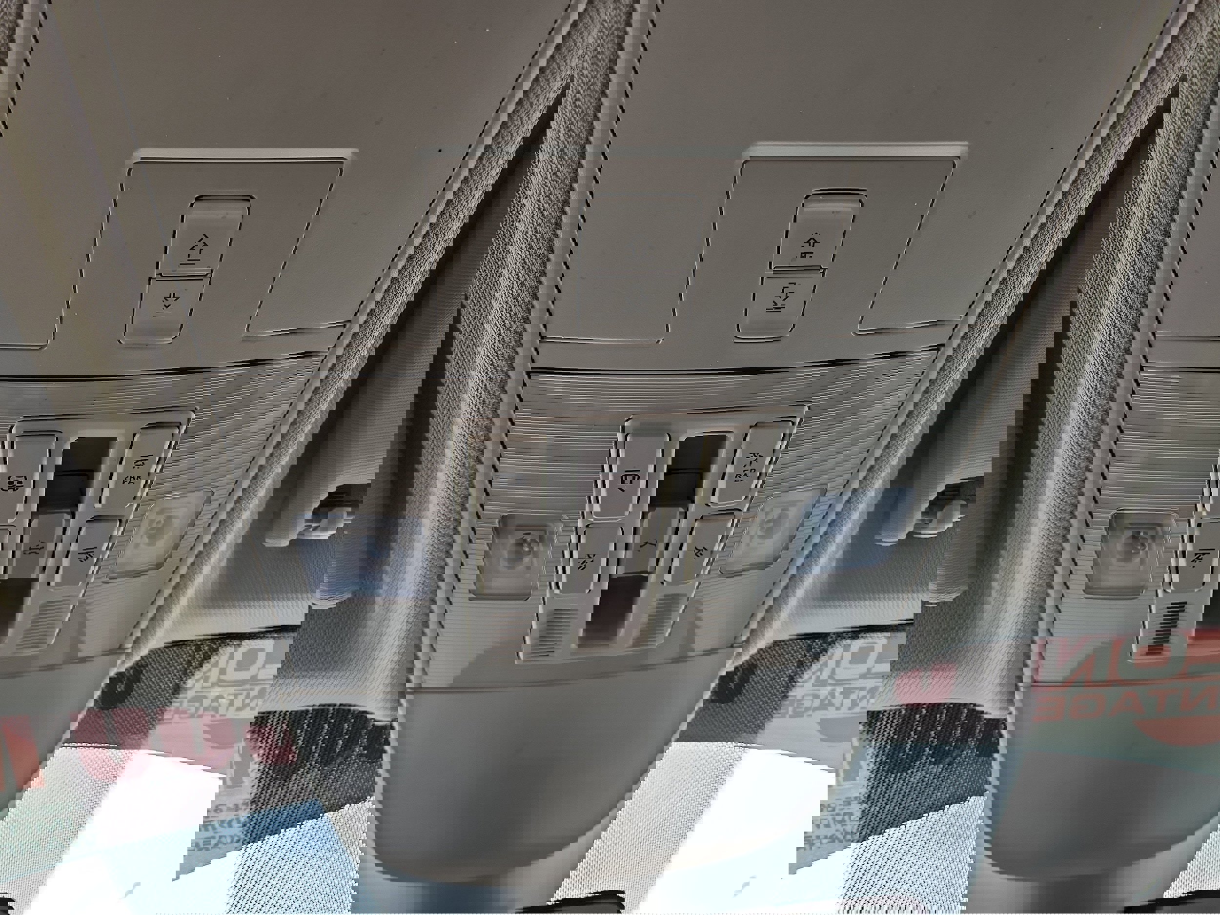 Used 2023 Volkswagen Taos SEL image 13