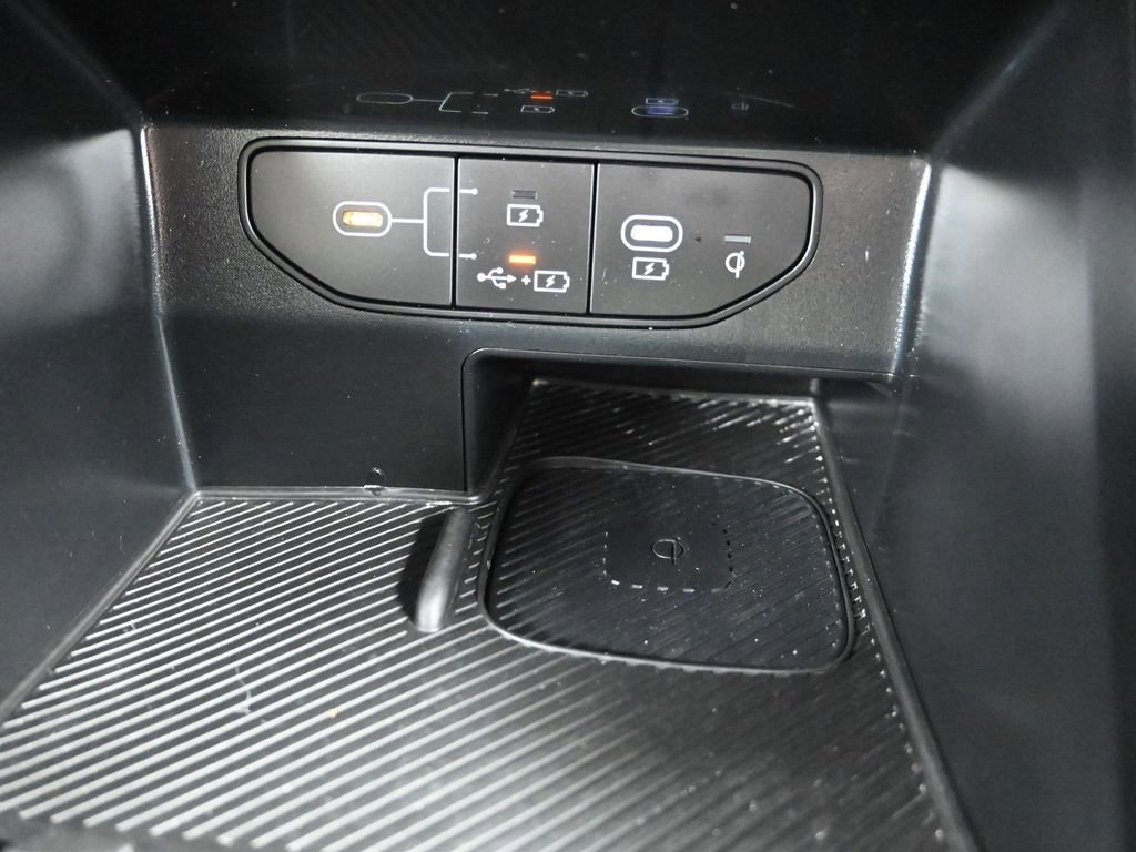 Certified 2024 Kia Sorento EX w/ Panoramic Sunroof Package image 22