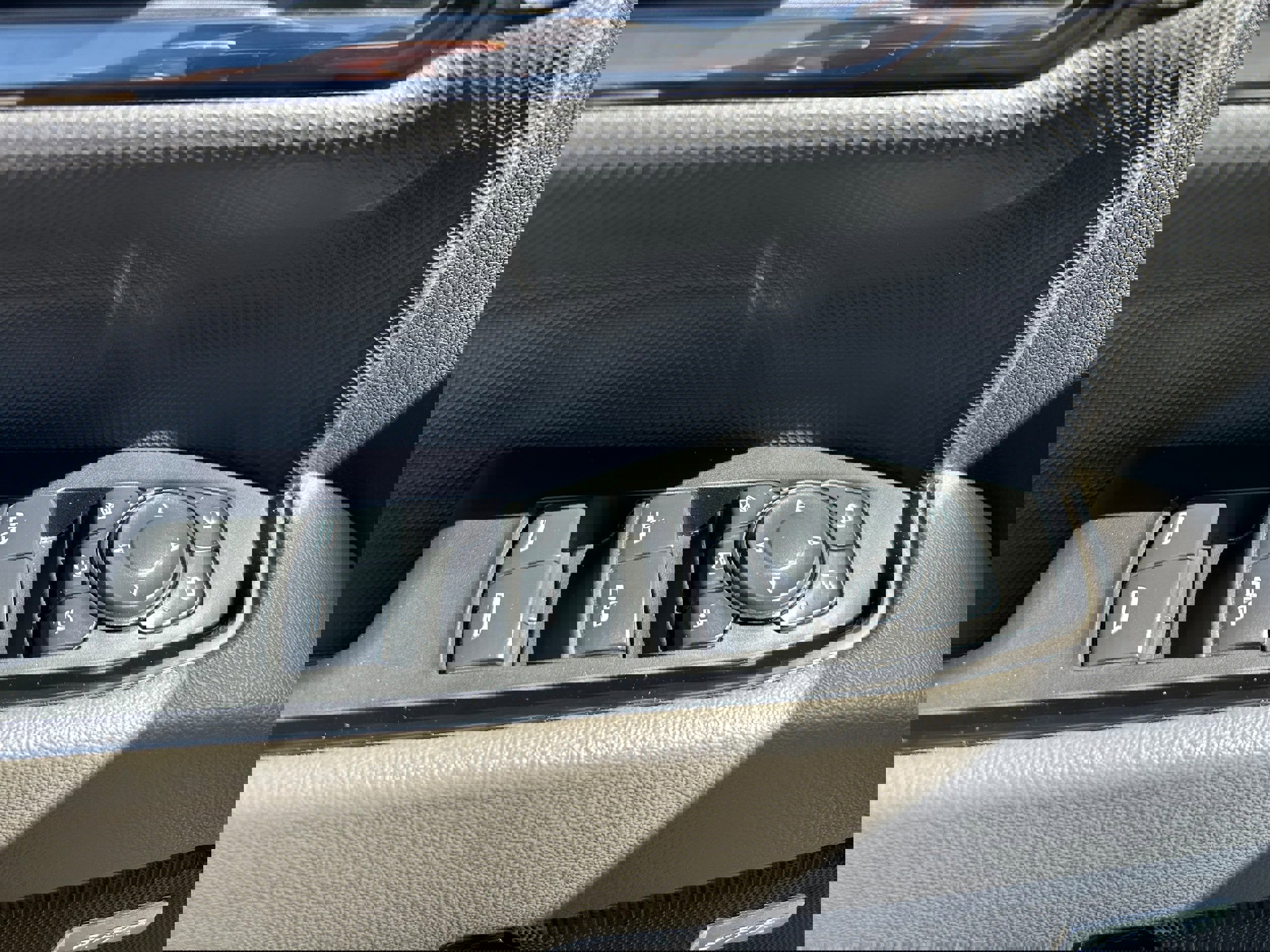 Used 2025 Chevrolet Silverado 2500 ZR2 w/ ZR2 Bison Edition image 19