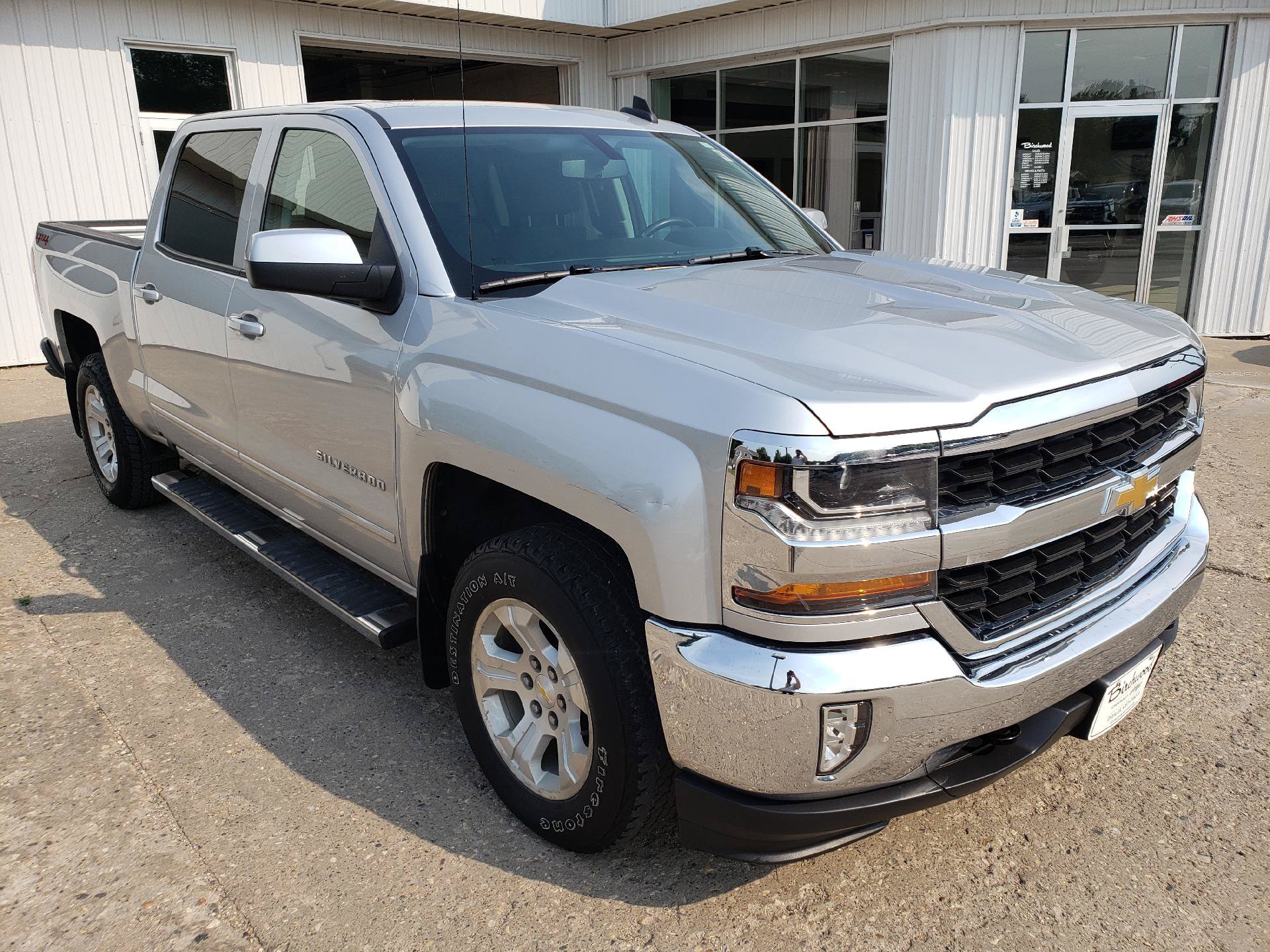 Used 2018 Chevrolet Silverado 1500 LT w/ All Star Edition AWD/4WD image 7