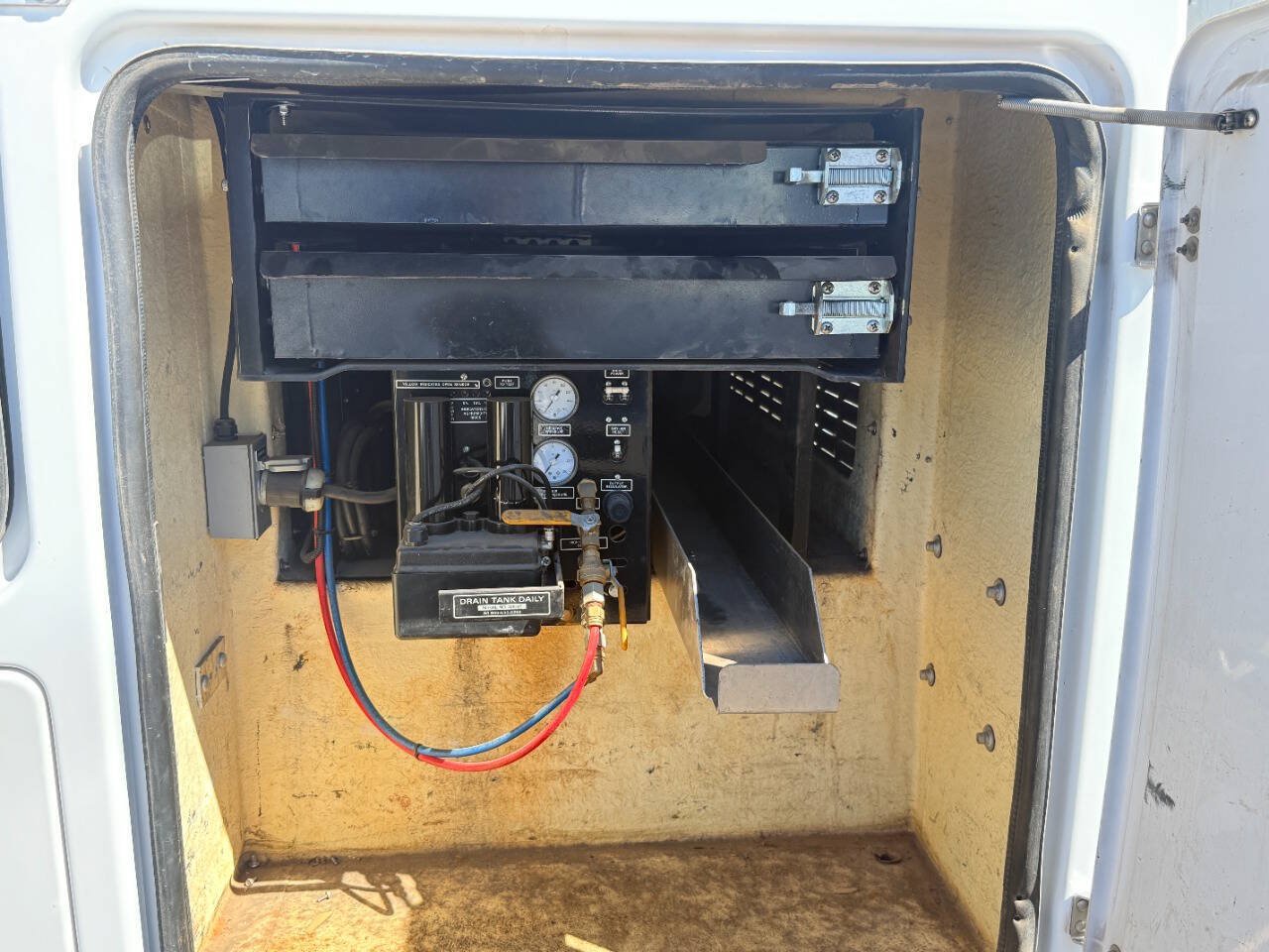 Used 2013 Chevrolet Silverado 3500 W/T RWD image 18