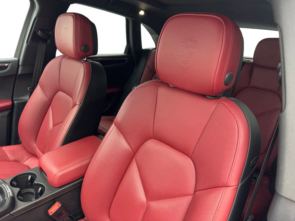 Used 2022 Porsche Macan image 26