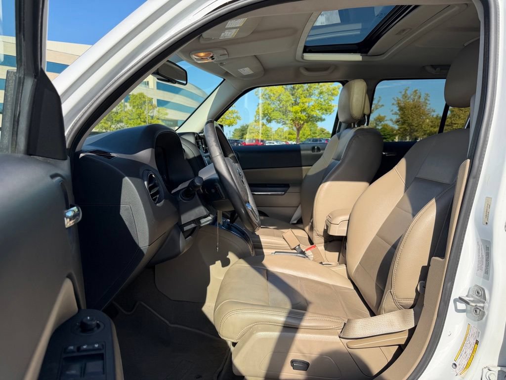 Used 2015 Jeep Patriot Limited w/ Sun/Sound Group FWD image 12