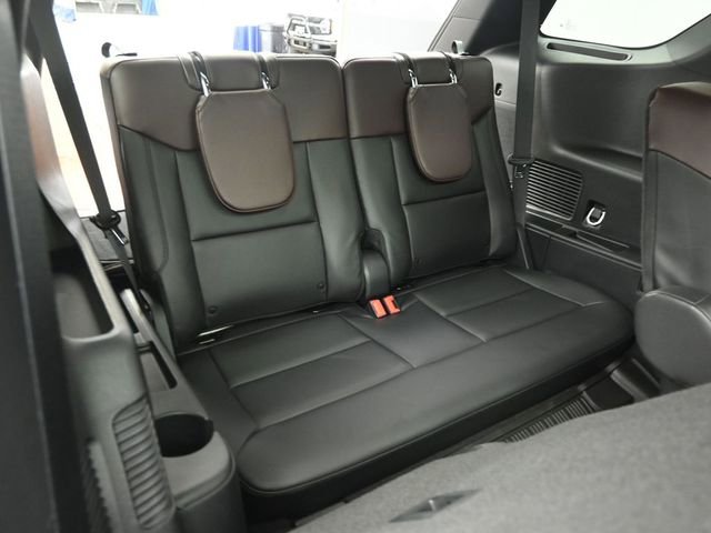 Certified 2023 Ford Explorer Platinum w/ Technology Package image 29