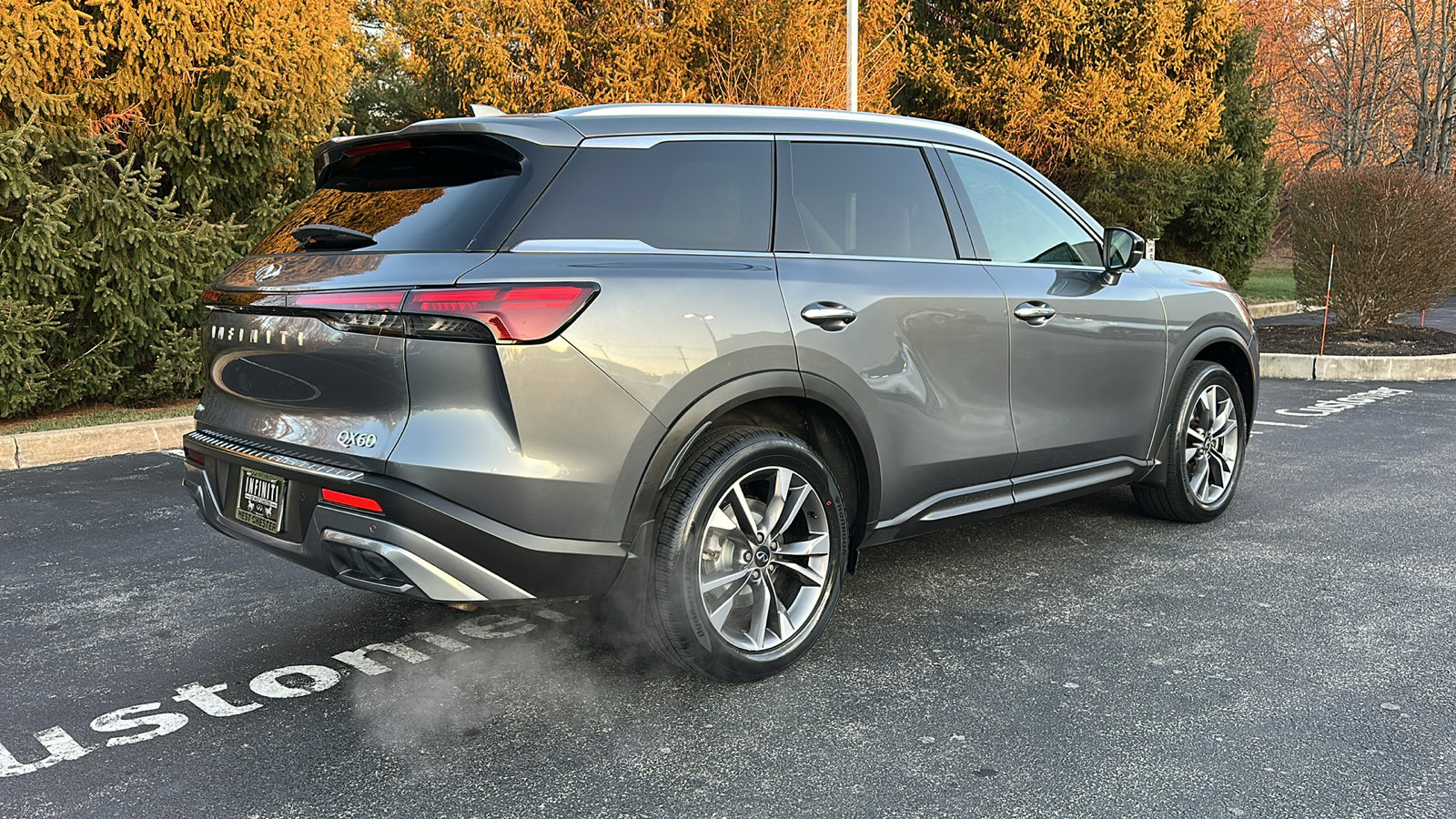 Certified 2022 INFINITI QX60 Luxe w/ Cargo Package image 7