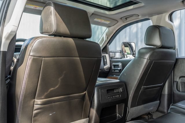 Used 2018 GMC Sierra 2500 Denali w/ Duramax Plus Package AWD/4WD image 36