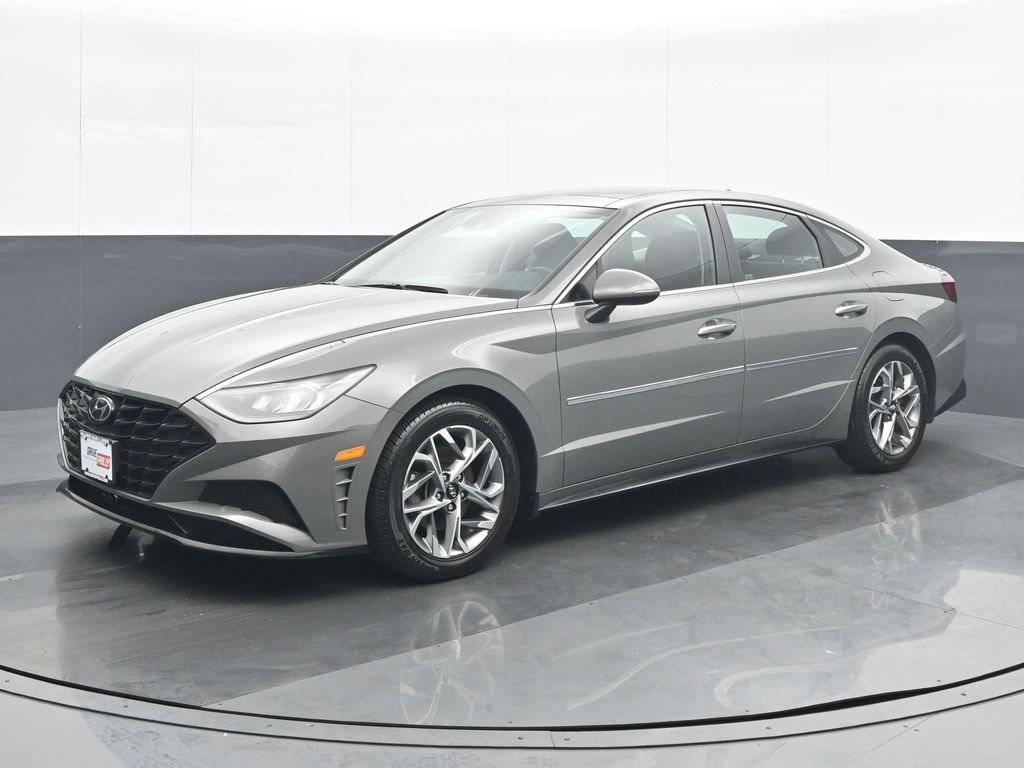 Used 2022 Hyundai Sonata SEL w/ Convenience Package FWD image 2