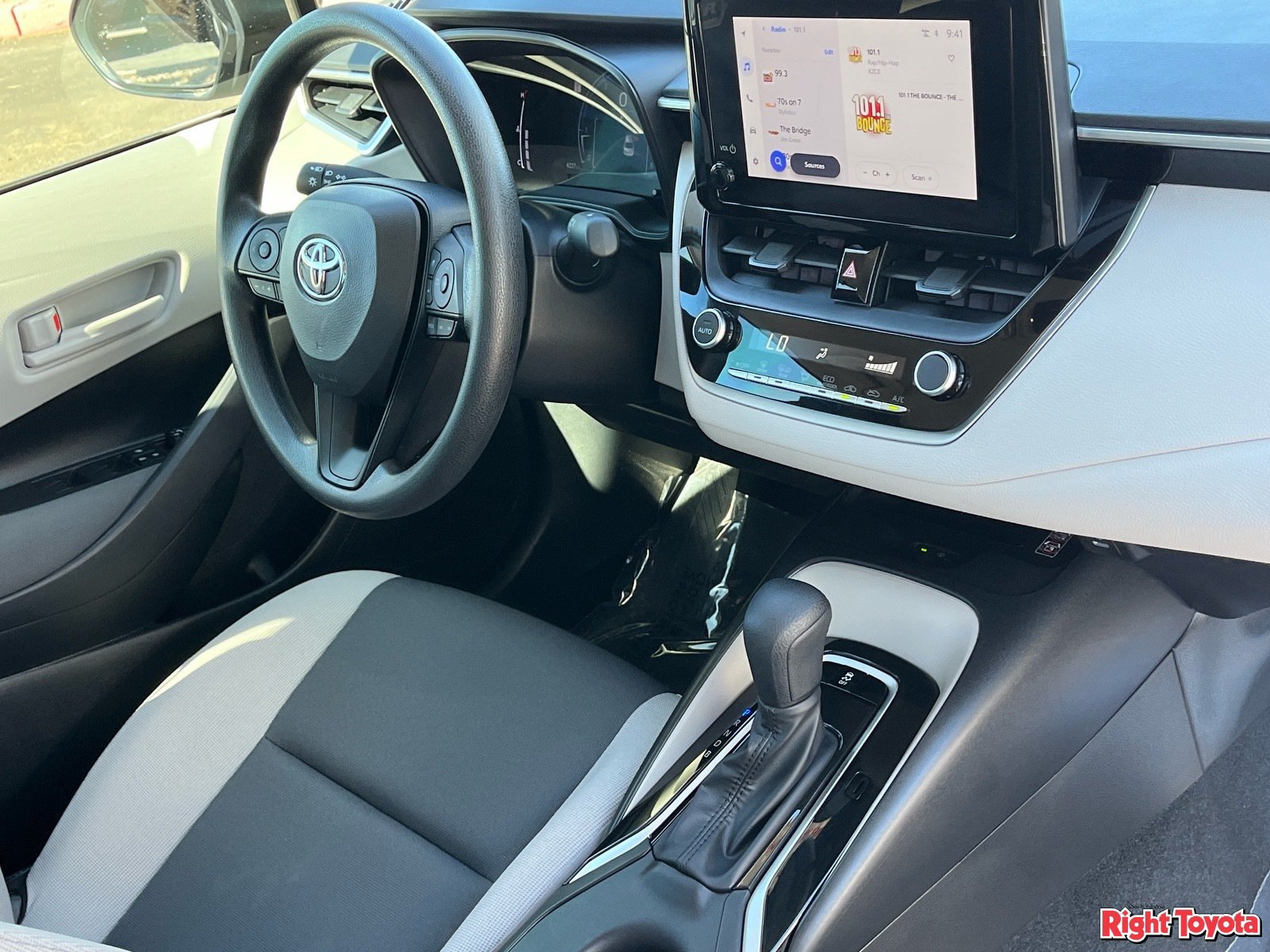 Certified 2026 Toyota Corolla LE w/ LE Premium Package FWD image 13