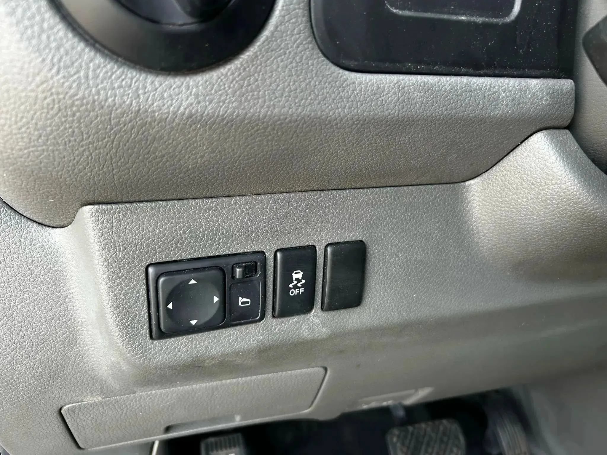 Used 2016 Nissan NV 2500 S w/ Power Package RWD image 13