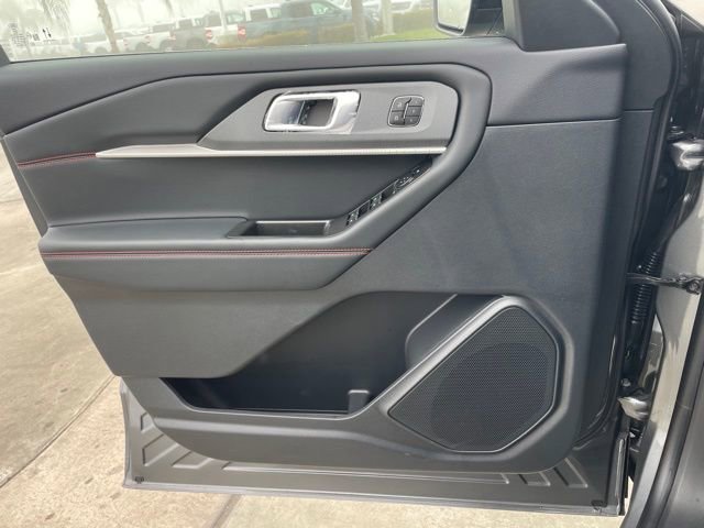 New 2026 Ford Explorer ST-Line w/ ST-Line Street Pack AWD/4WD image 18