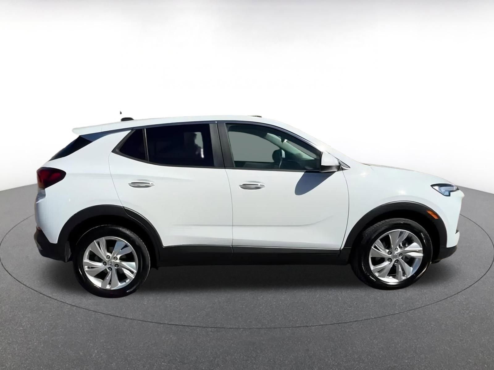 Used 2025 Buick Encore GX Preferred image 16