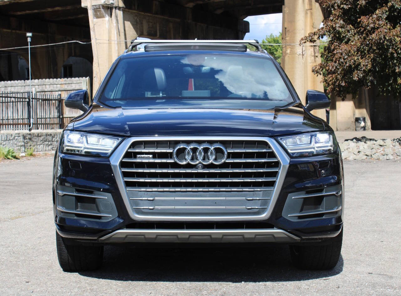 Used 2017 Audi Q7 2.0T Premium Plus w/ Premium Plus Package image 2