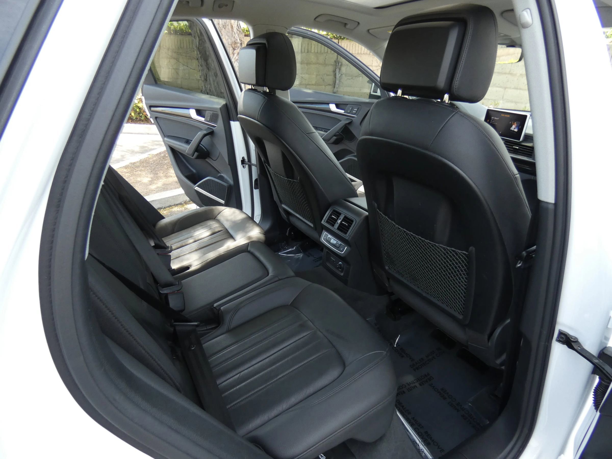 Used 2020 Audi Q5 e Premium Plus image 24