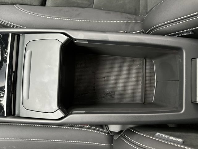 Certified 2023 Volvo C40 P8 Recharge Ultimate w/ Protection Package Premier AWD/4WD image 21