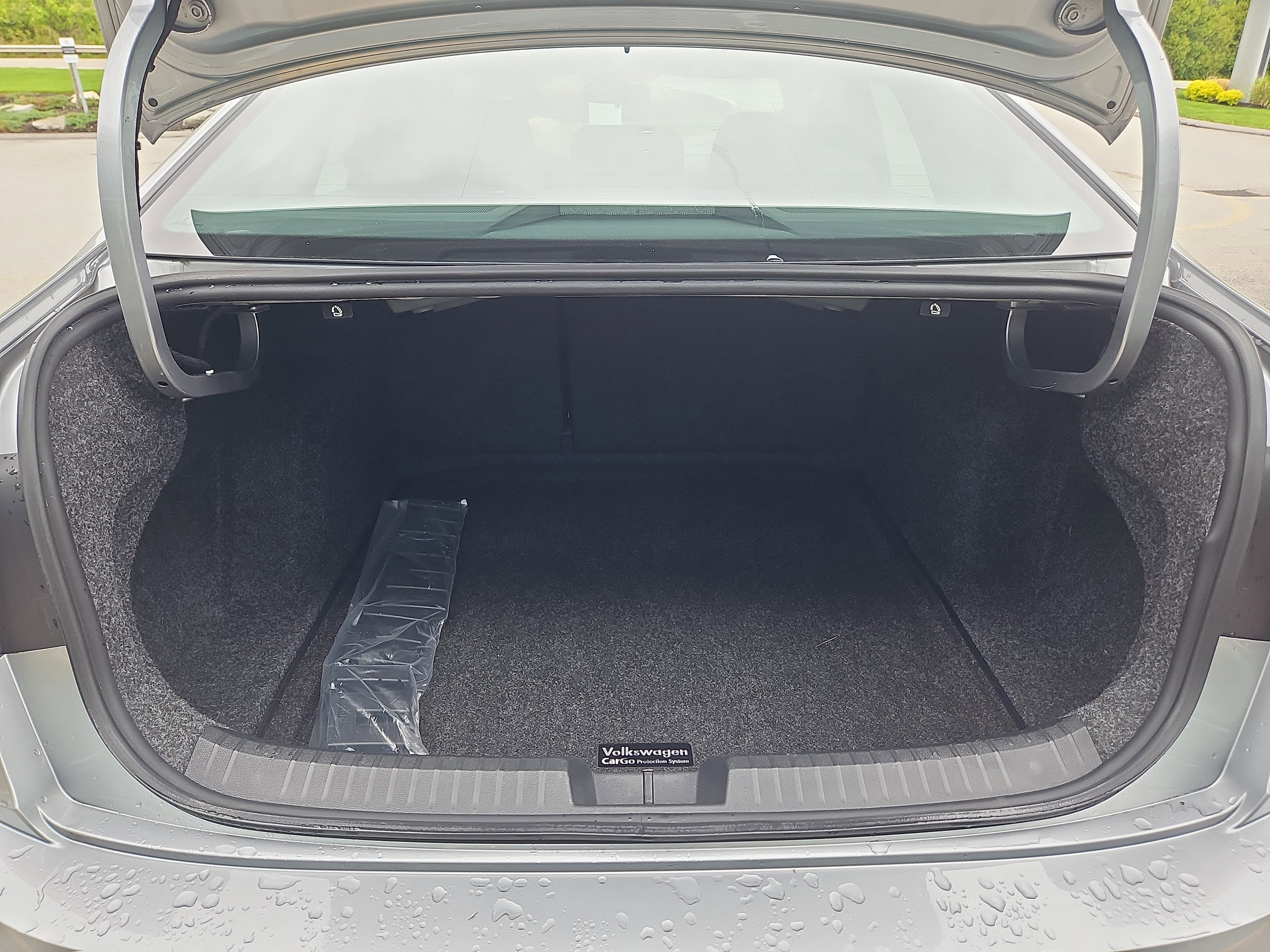 Certified 2022 Volkswagen Jetta S FWD image 29