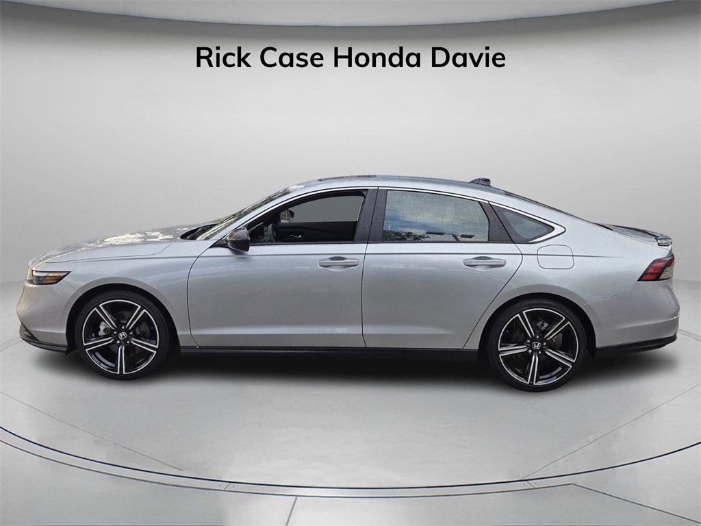 Certified 2024 Honda Accord Sport image 4