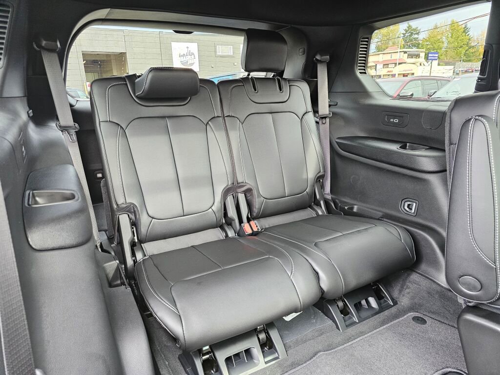 New 2025 Jeep Grand Cherokee L Limited w/ Black Appearance Package image 14