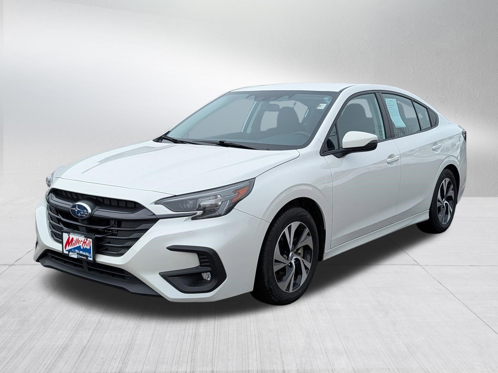 Used 2025 Subaru Legacy Premium image 3