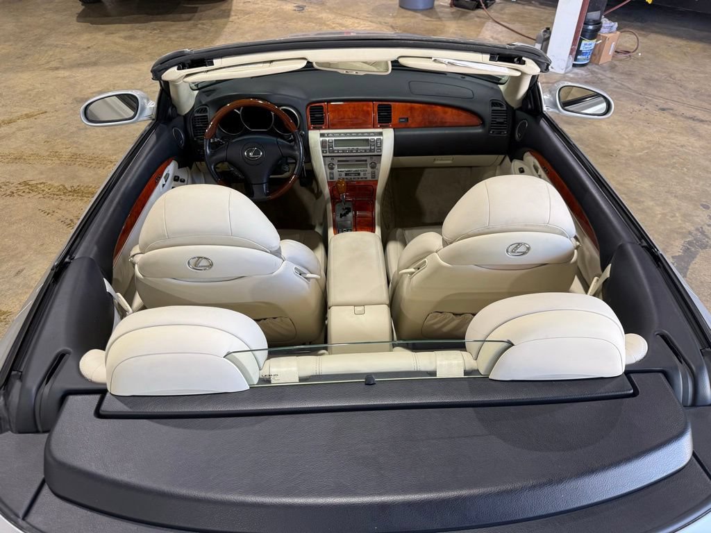 Used 2006 Lexus SC 430 Convertible RWD image 27