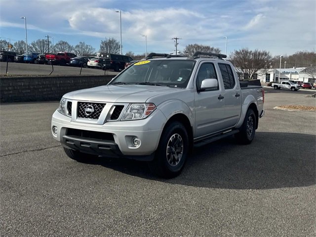 Used 2020 Nissan Frontier PRO-4X image 9