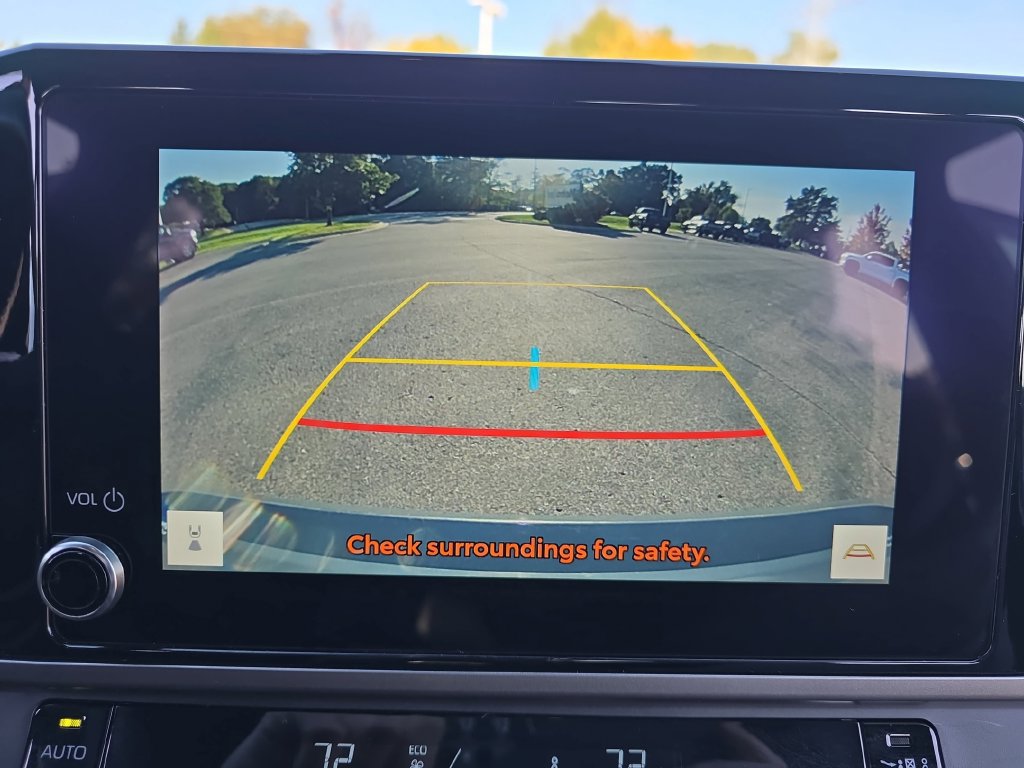 Certified 2025 Toyota Camry SE AWD/4WD image 28