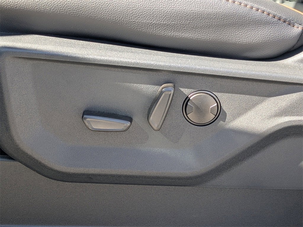 New 2026 Ford F350 Lariat image 20