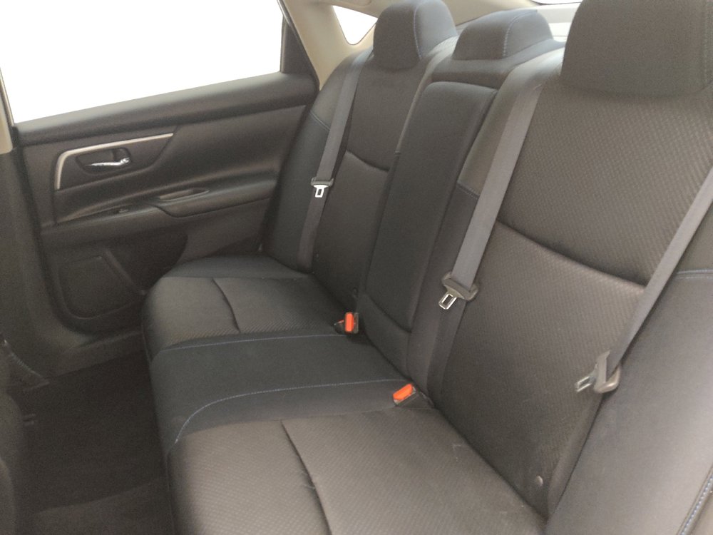 Used 2017 Nissan Altima 2.5 SR image 18