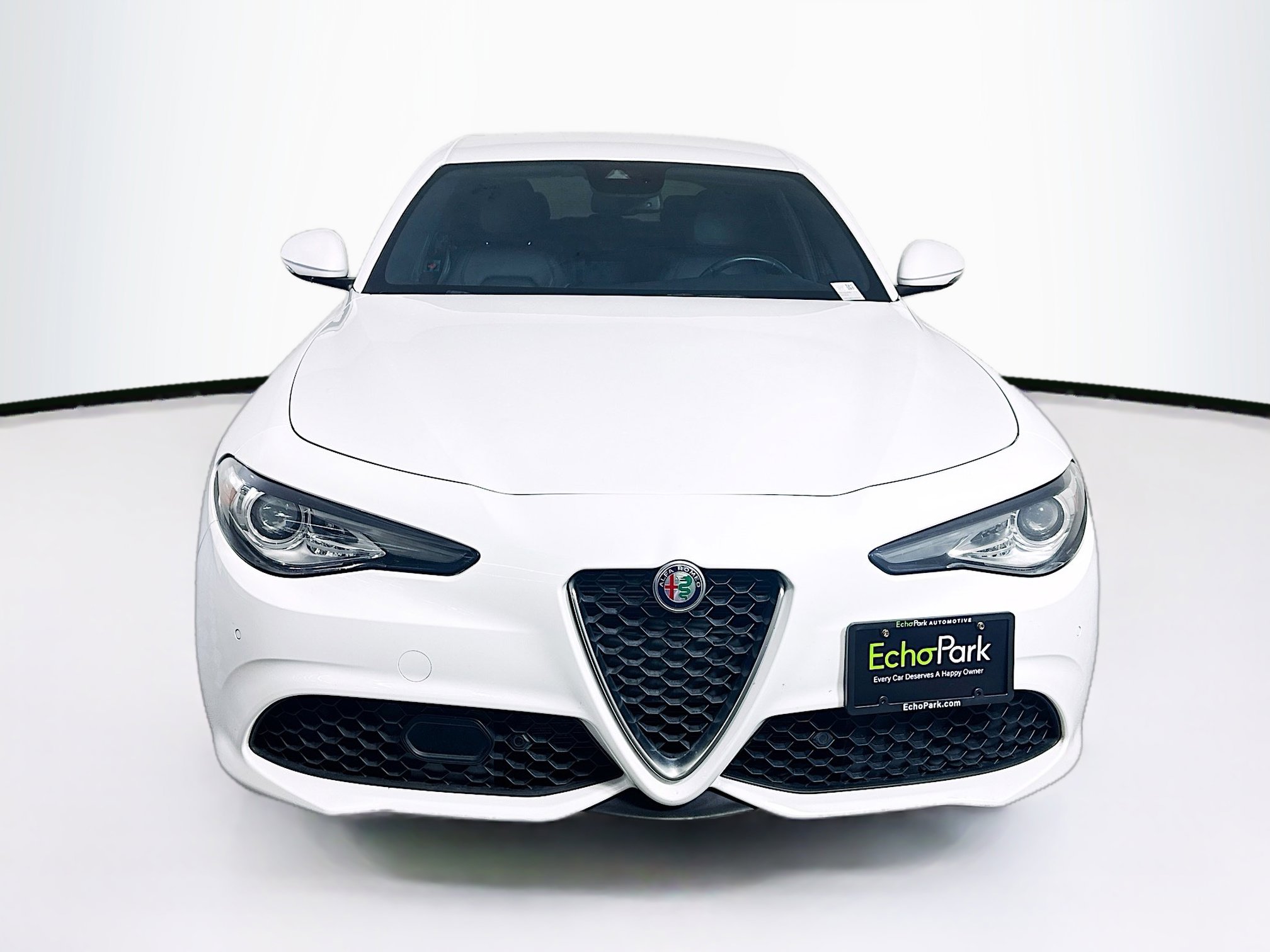 Used 2020 Alfa Romeo Giulia Ti Sport w/ Quick Order Package 22S Sport image 2