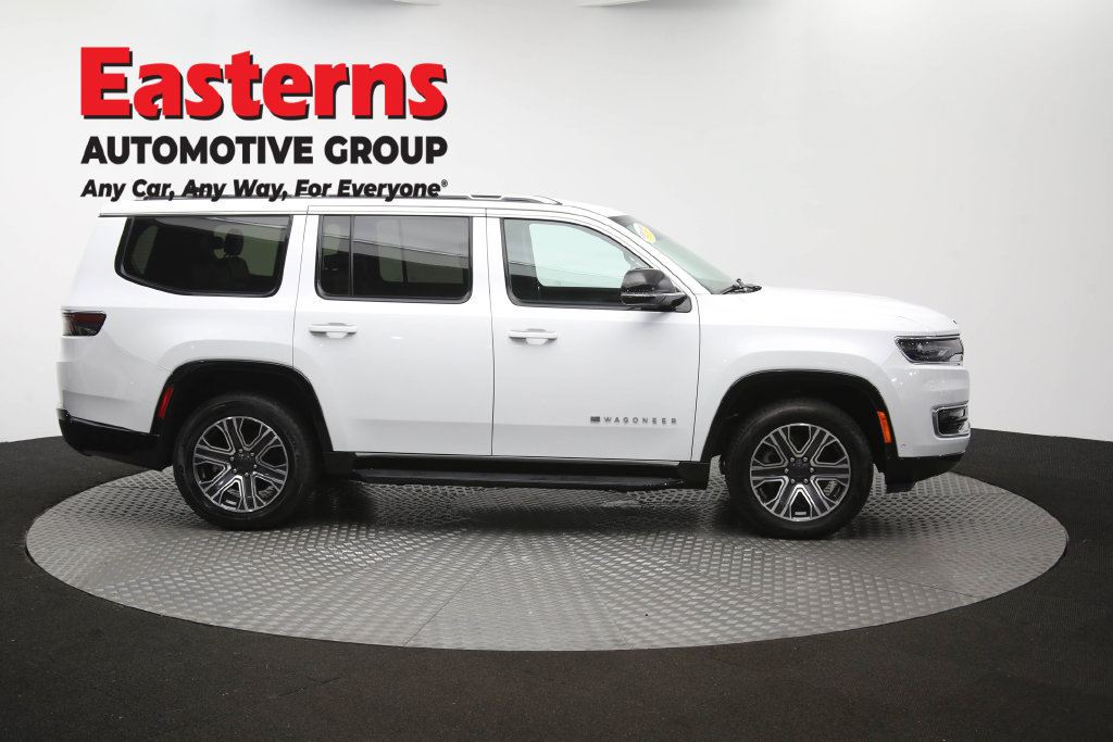 Used 2024 Jeep Wagoneer Series II w/ Flexible Seating Group RWD image 50