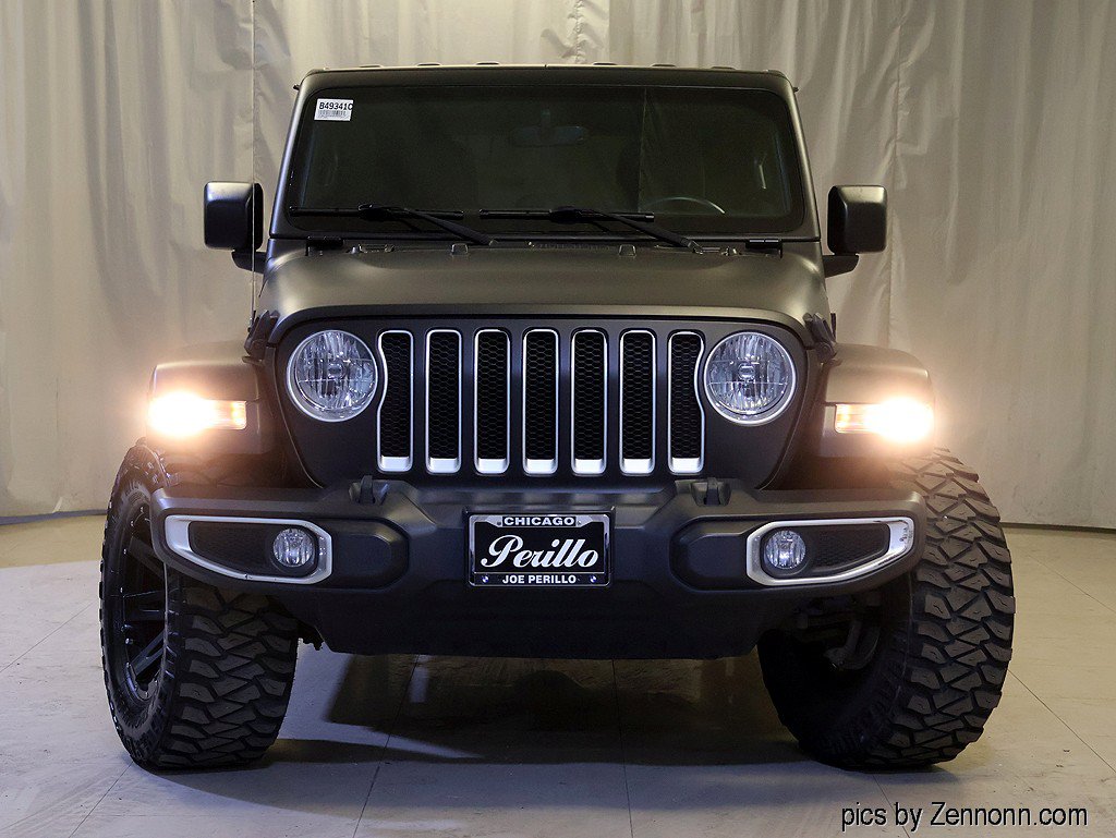 Used 2019 Jeep Wrangler Unlimited Sahara w/ Uconnect 4C Nav & Sound Group AWD/4WD image 5
