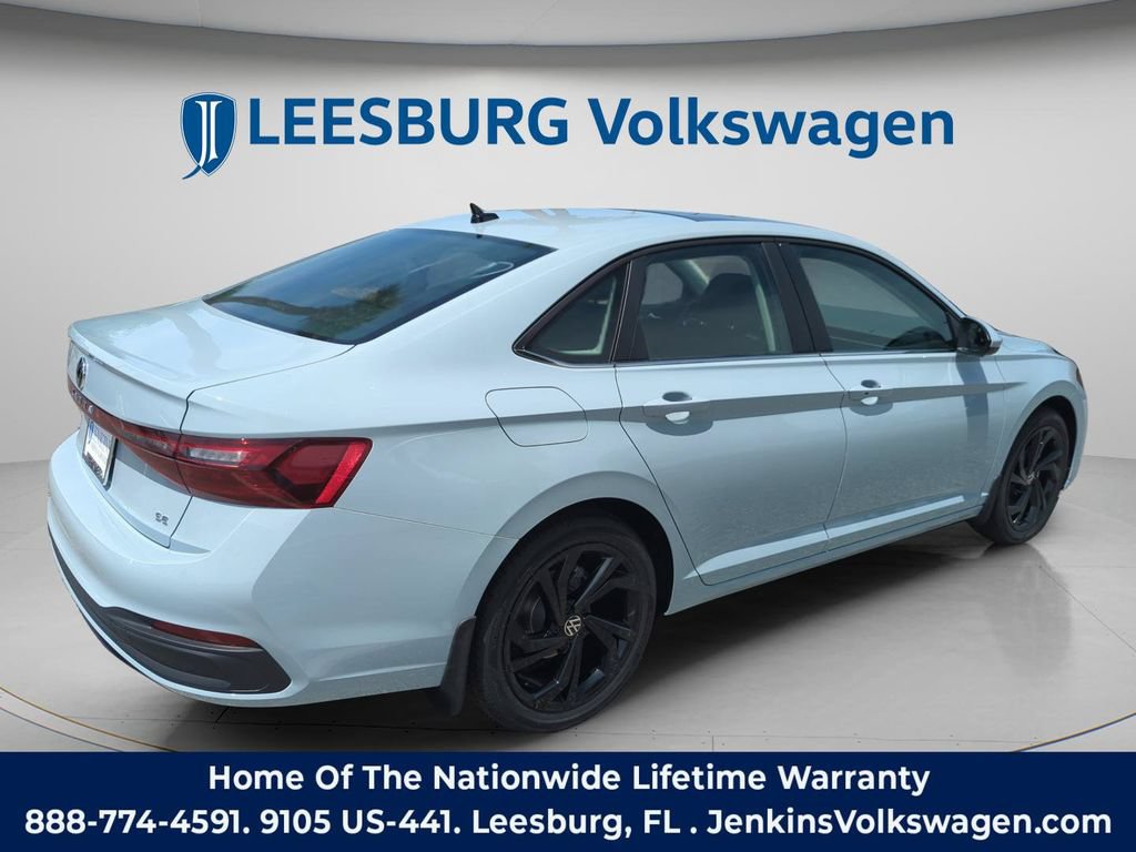 New 2026 Volkswagen Jetta SE FWD image 6