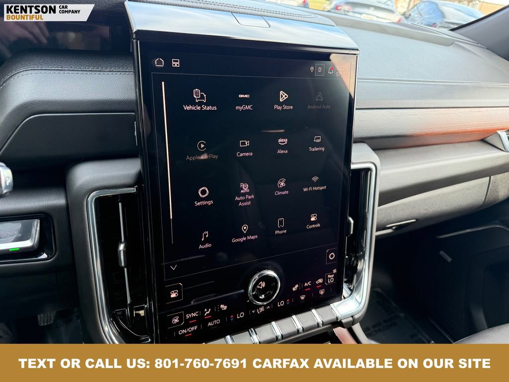 Used 2025 GMC Yukon Denali w/ Sun & Power Step Package image 30