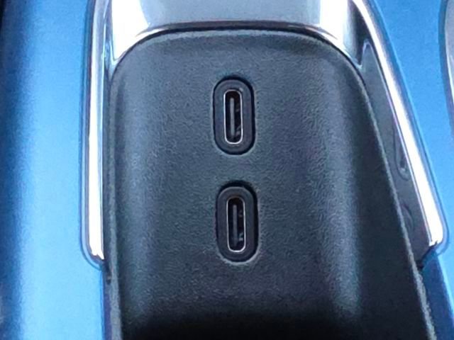 New 2026 Chevrolet Equinox EV LT image 11