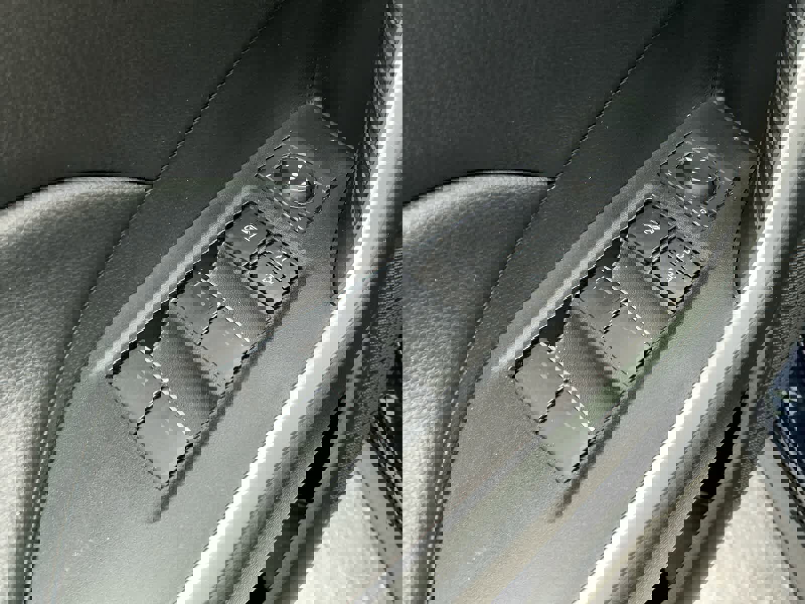 Used 2024 Toyota RAV4 XLE image 18